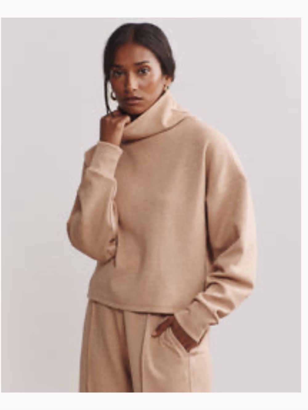 Rhône DreamGlow Mock Neck in Camel